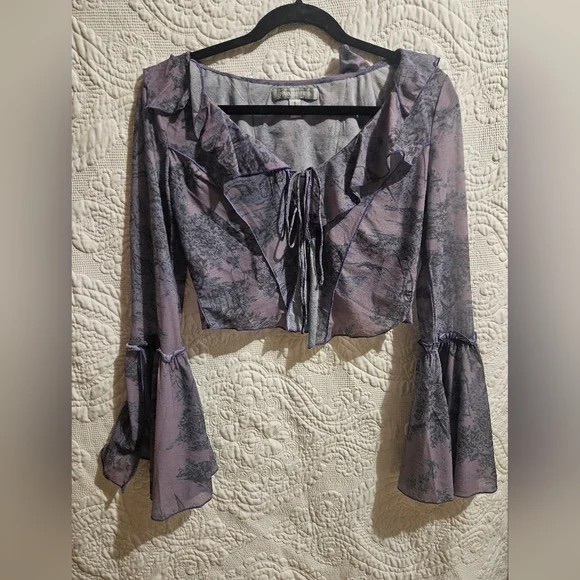 Urvan Oufitters Floral Purple Blouse - Picture 1 of 3